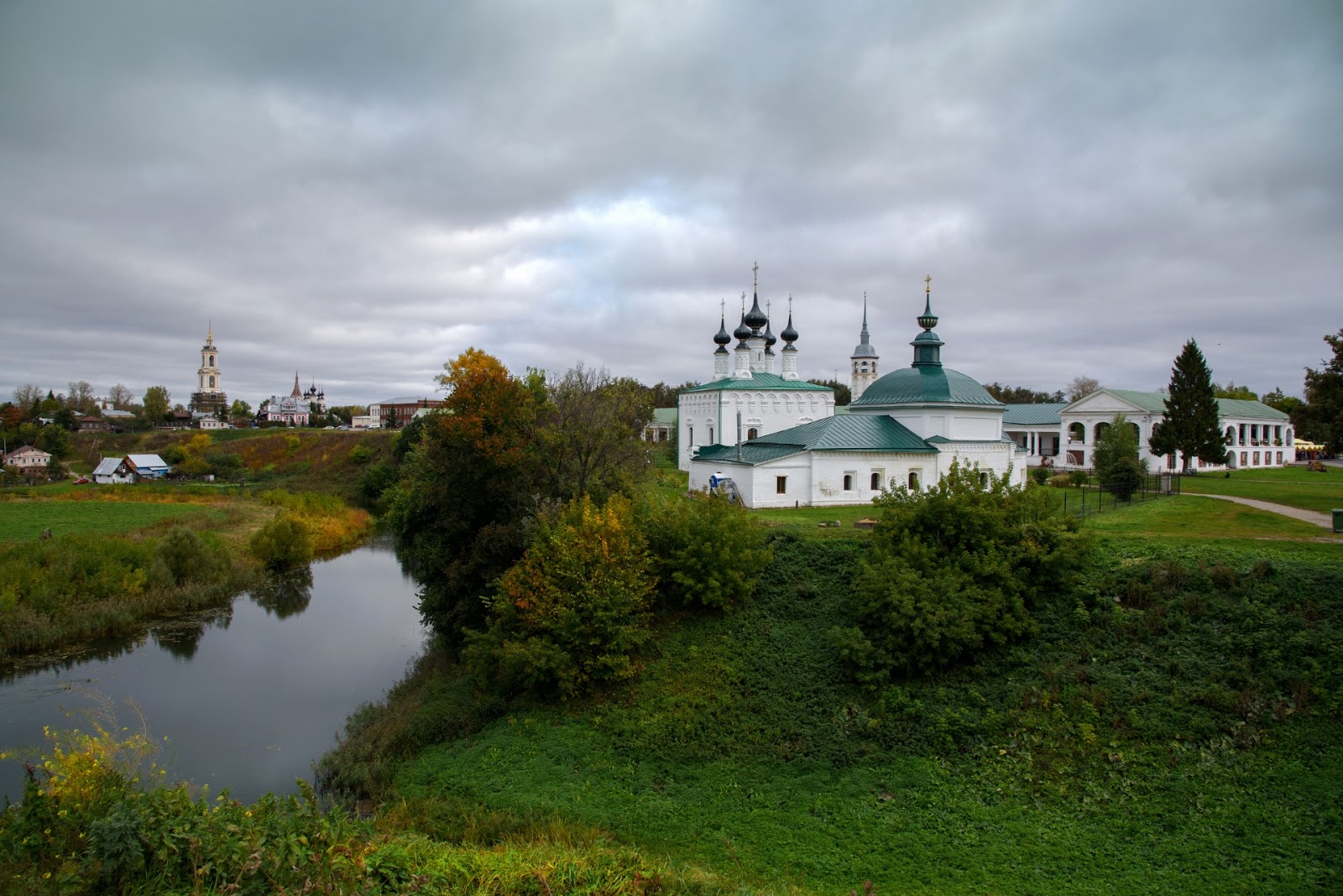 Фотографии Суздаля во Владимирской области. Осень