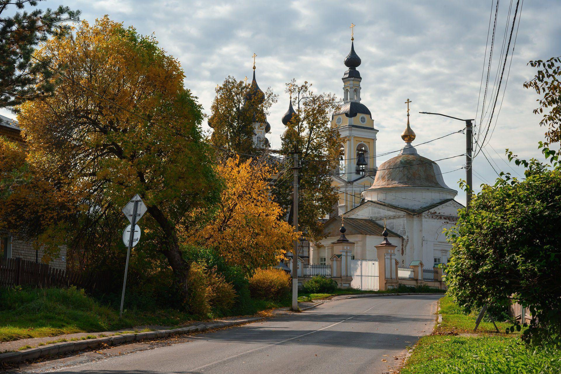 Введенская церковь
